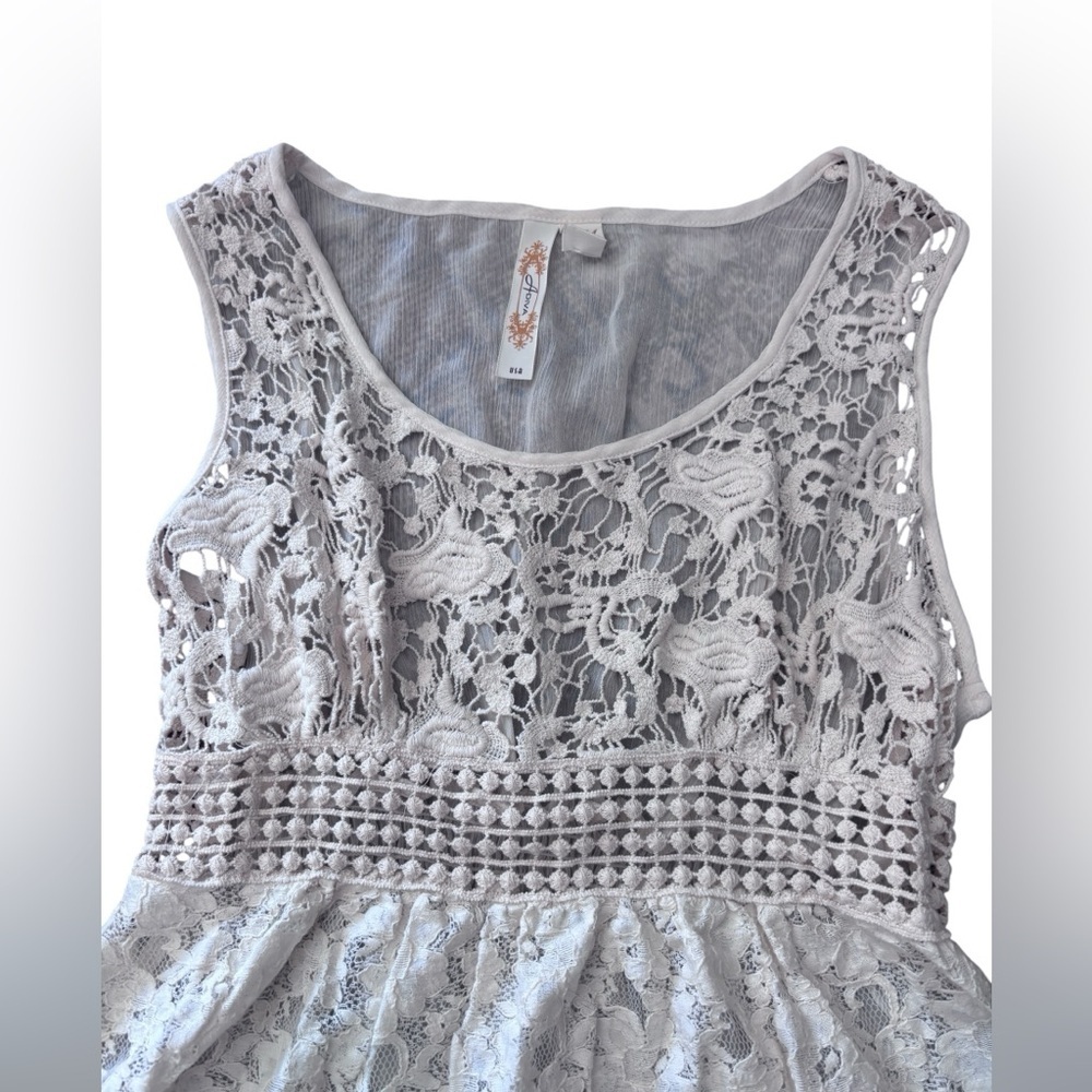 Anthro Style Cream Lace Babydoll Tank Top Size S Boho Peplum